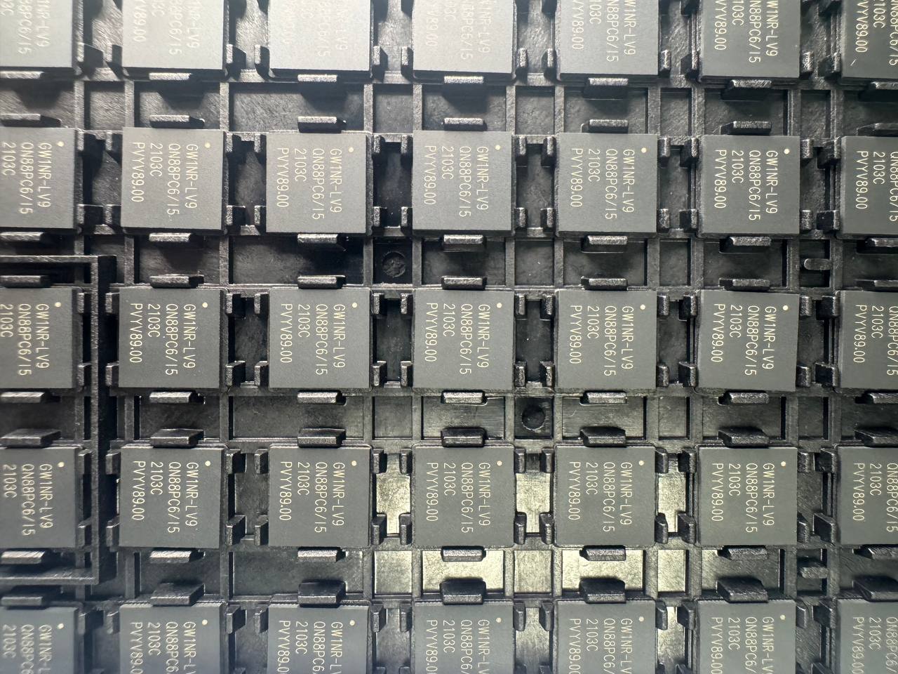 ПЛИС FPGA GW1NR-LV9QN88PC6/I5 (Gowin Semiconductor)